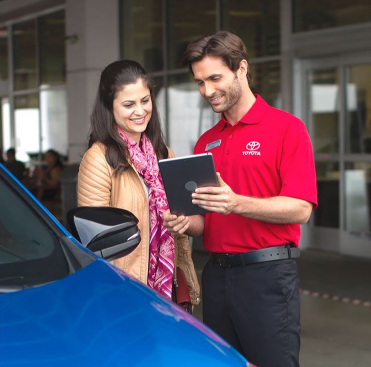 TOYOTA SERVICE CARE | Lum's Toyota in Warrenton OR