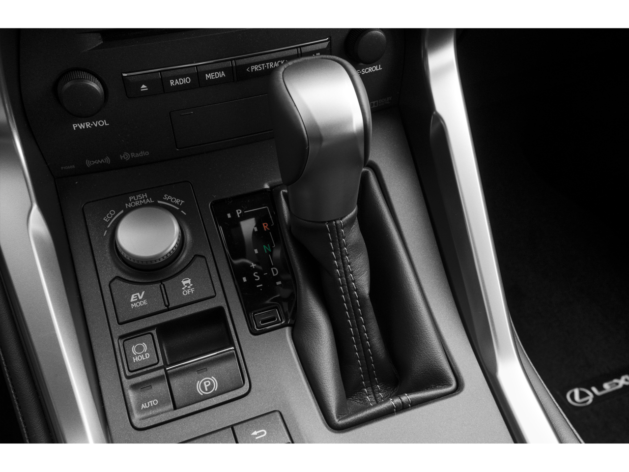 2015 Lexus NX 300h Base (CVT)