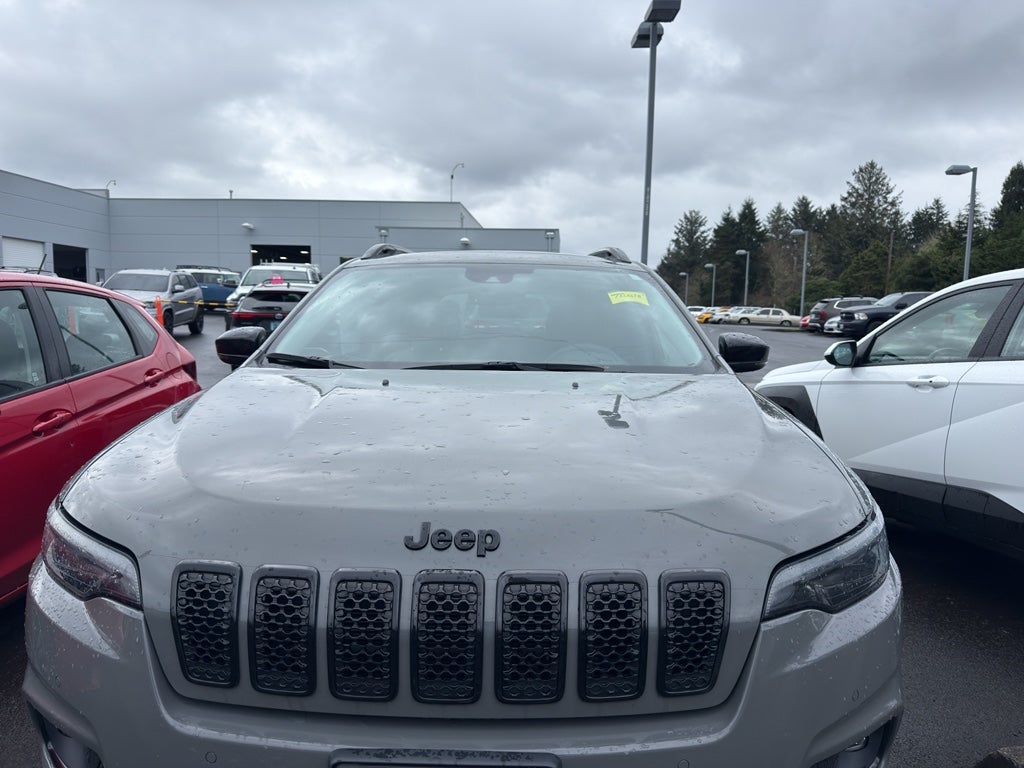 2023 Jeep Cherokee Altitude Lux