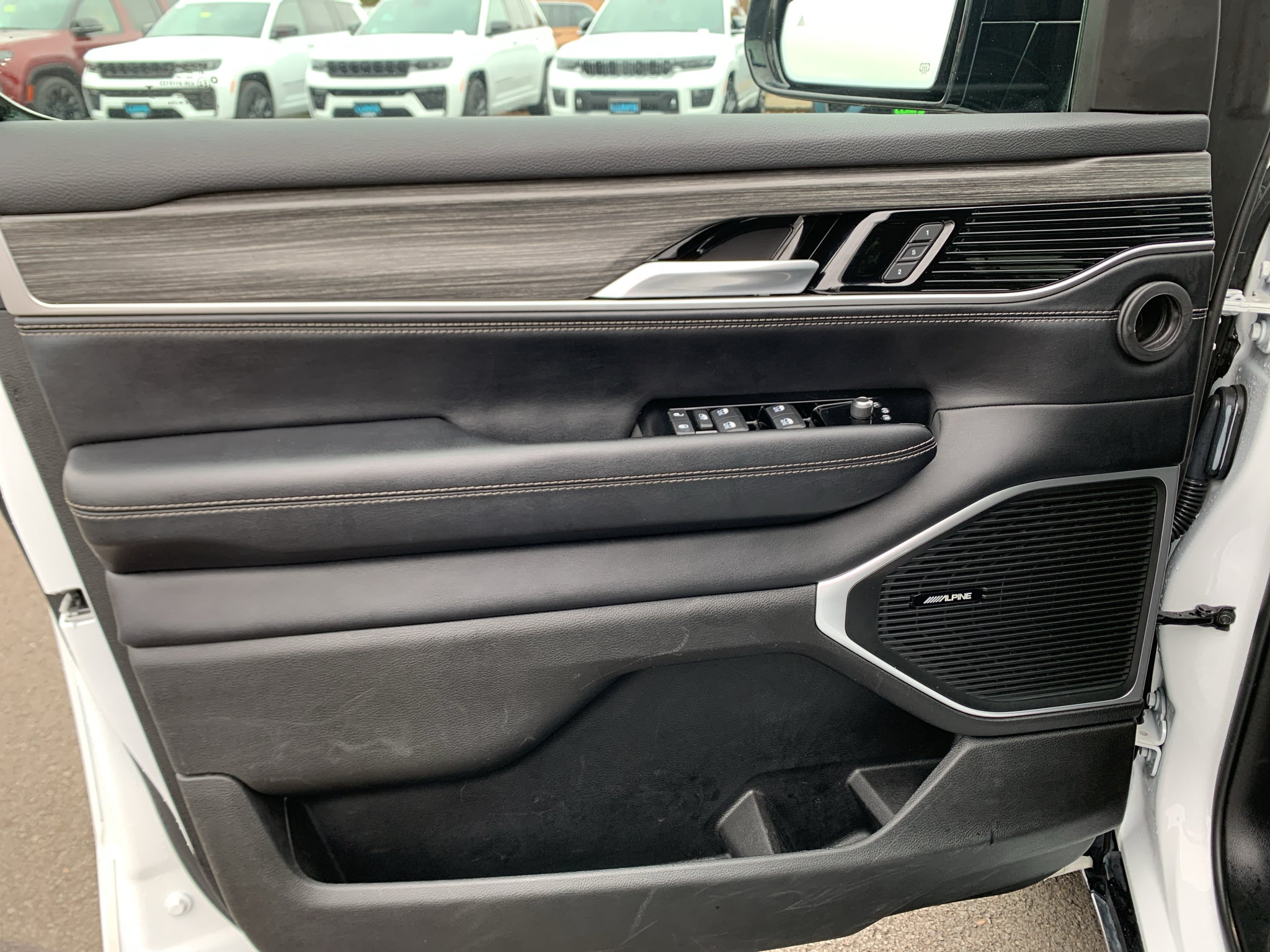 2024 Jeep Wagoneer L Series II