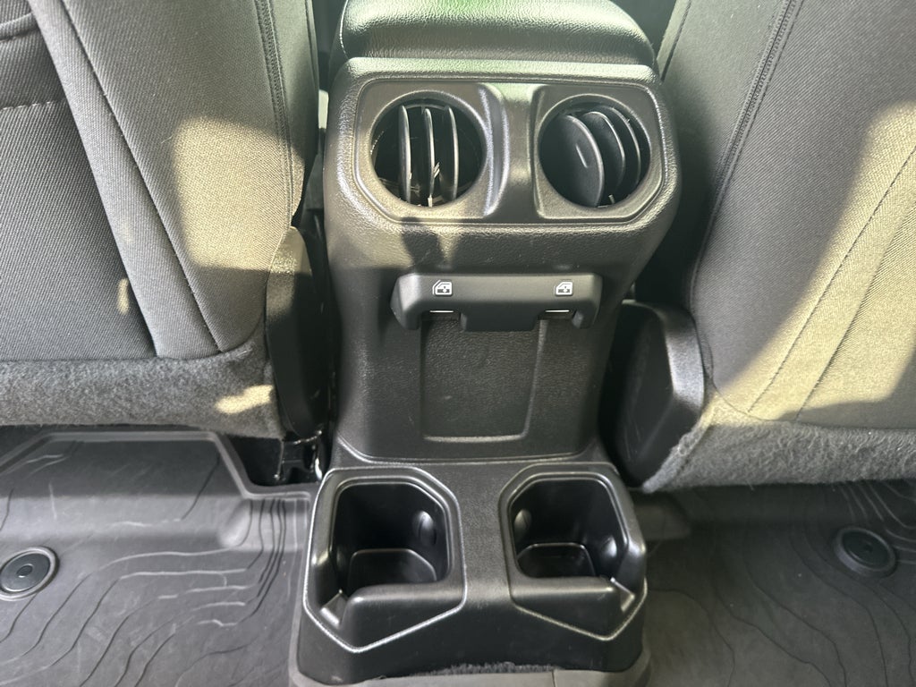 2022 Jeep Gladiator Willys
