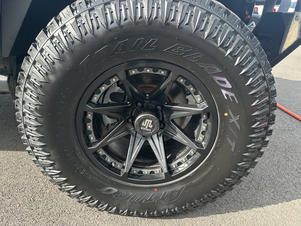 2022 Jeep Gladiator Willys