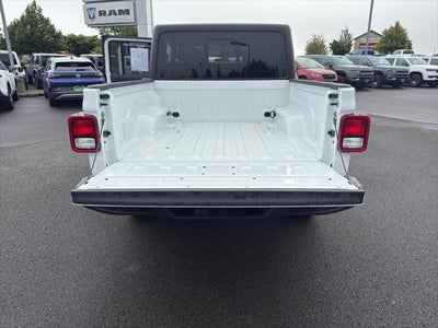 2023 Jeep Gladiator Overland