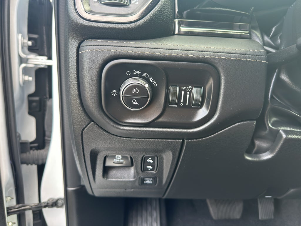 2025 RAM 1500 Limited