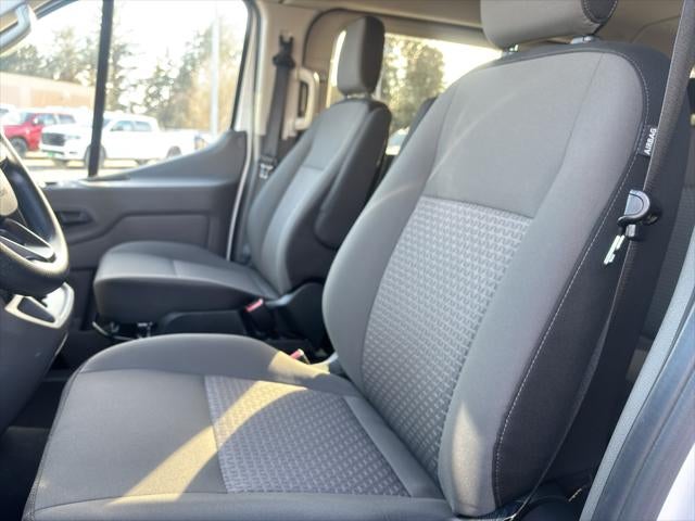 2024 Ford Transit Wagon XLT