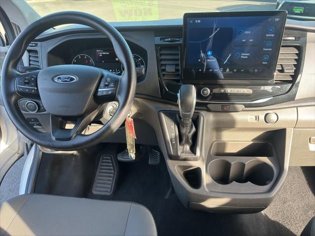 2024 Ford Transit Wagon XLT