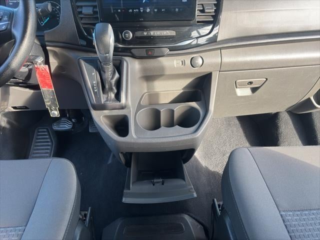2024 Ford Transit Wagon XLT