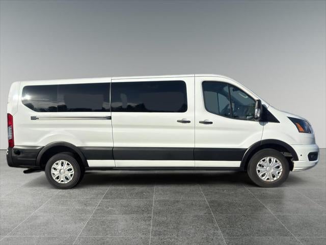 2024 Ford Transit Wagon XLT