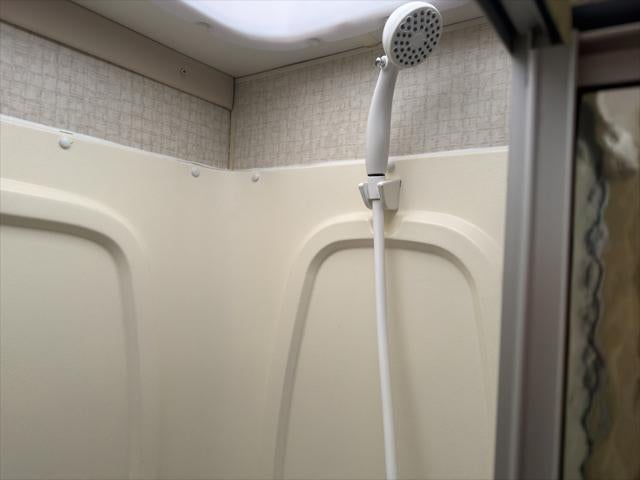 2017 Ford E-450 Super Duty Base