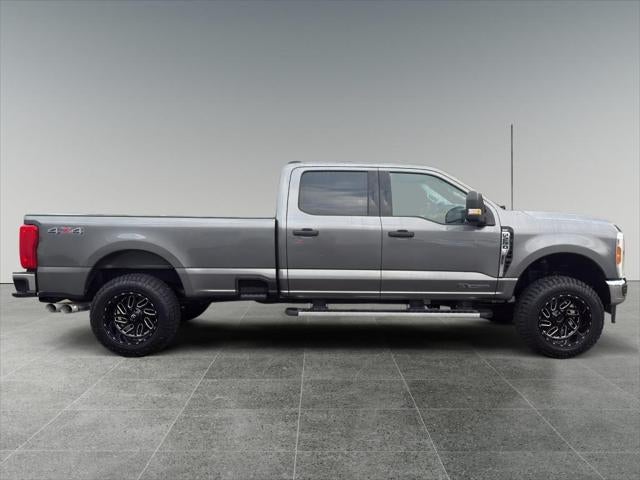 2025 Ford F-250 XLT