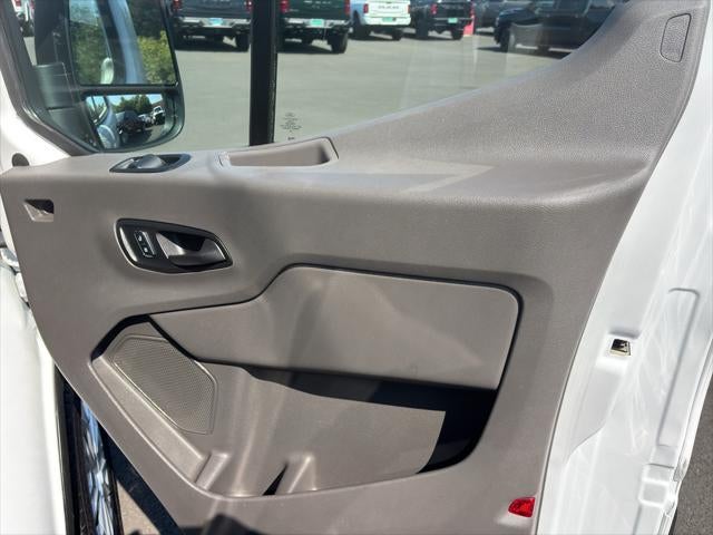 2025 Ford Transit Van Base
