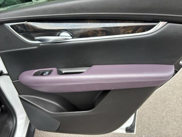 2017 Cadillac XT5 Luxury AWD