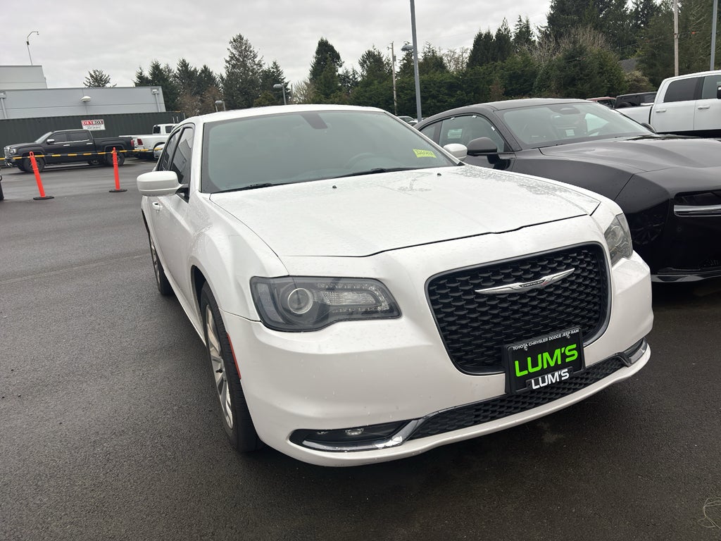 2015 Chrysler 300S 300S