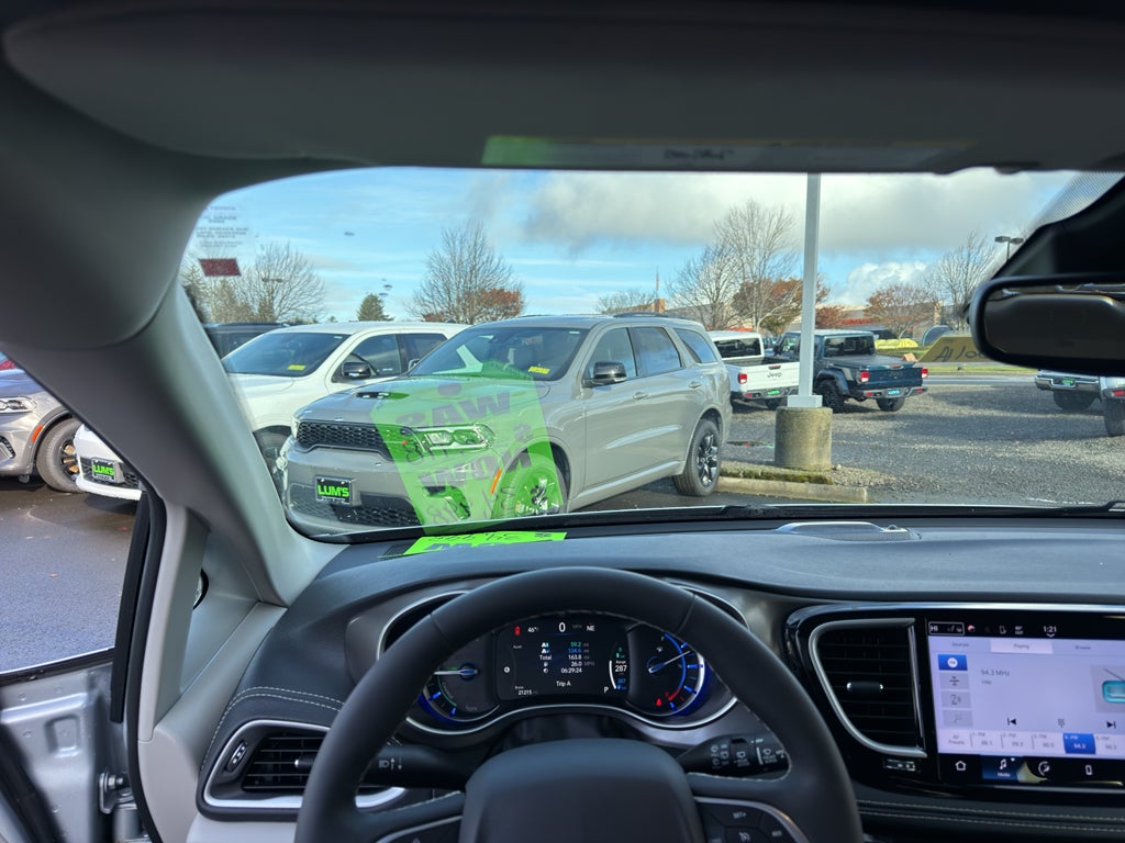 2023 Chrysler Pacifica Hybrid Touring L