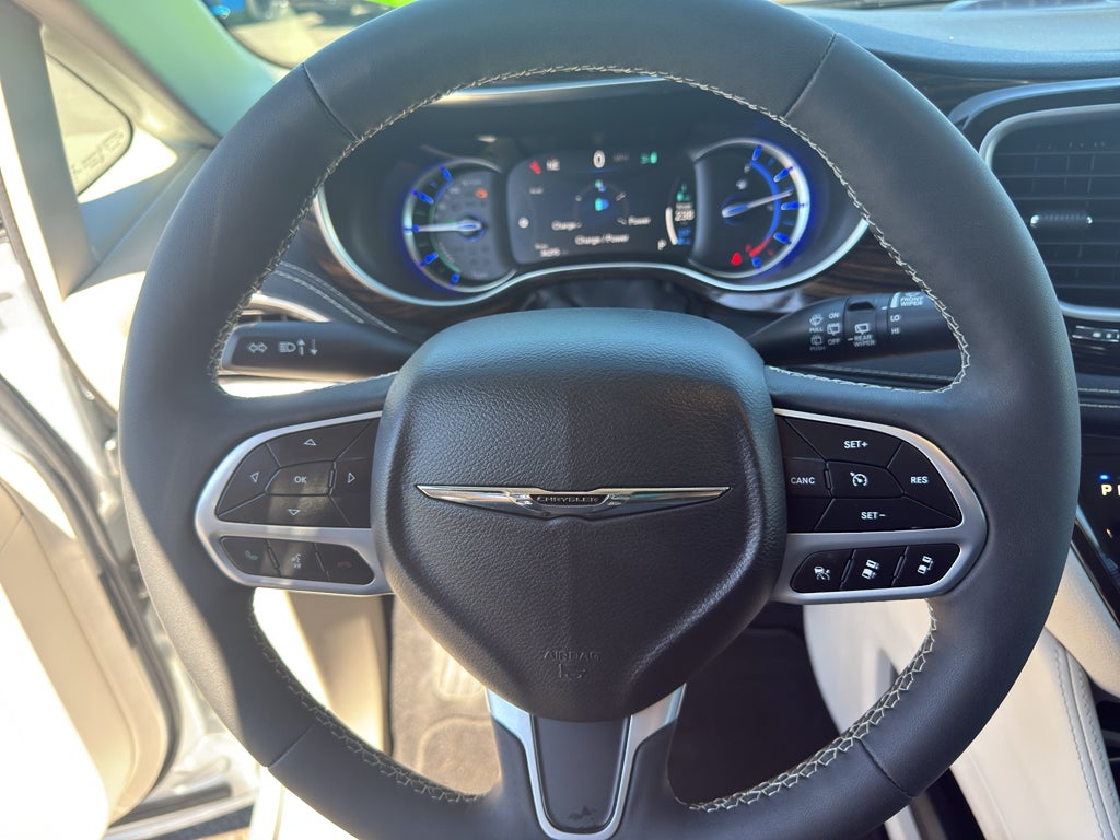 2023 Chrysler Pacifica Hybrid Limited