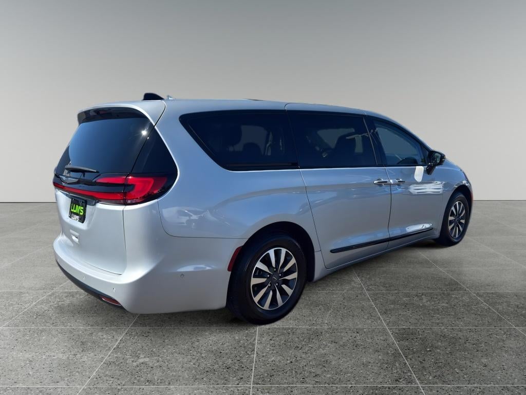 2023 Chrysler Pacifica Hybrid Limited