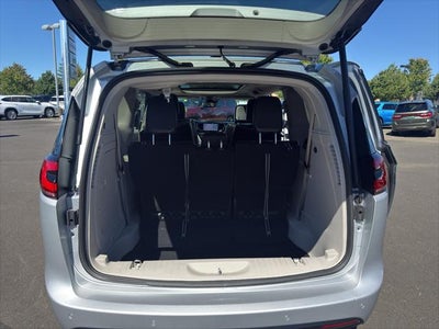 2023 Chrysler Pacifica Hybrid Limited