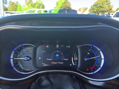 2023 Chrysler Pacifica Hybrid Limited