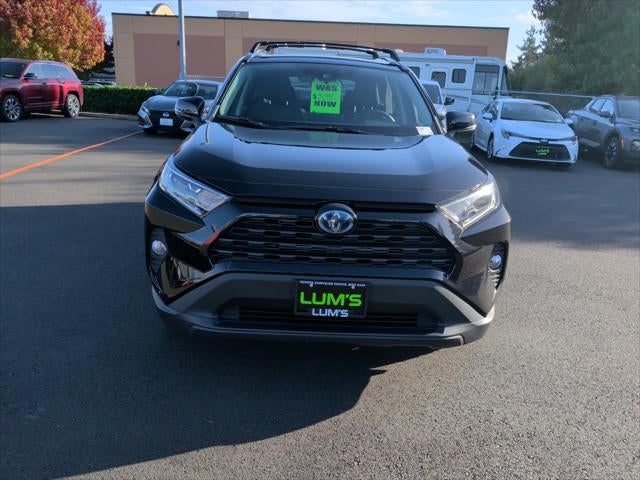 2021 Toyota RAV4 Hybrid XLE