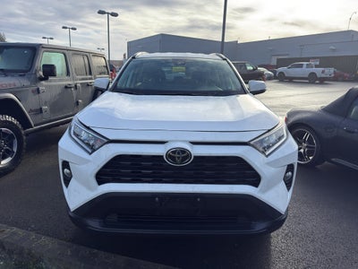 2020 Toyota RAV4 XLE