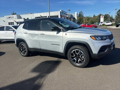 2025 Jeep Compass Trailhawk