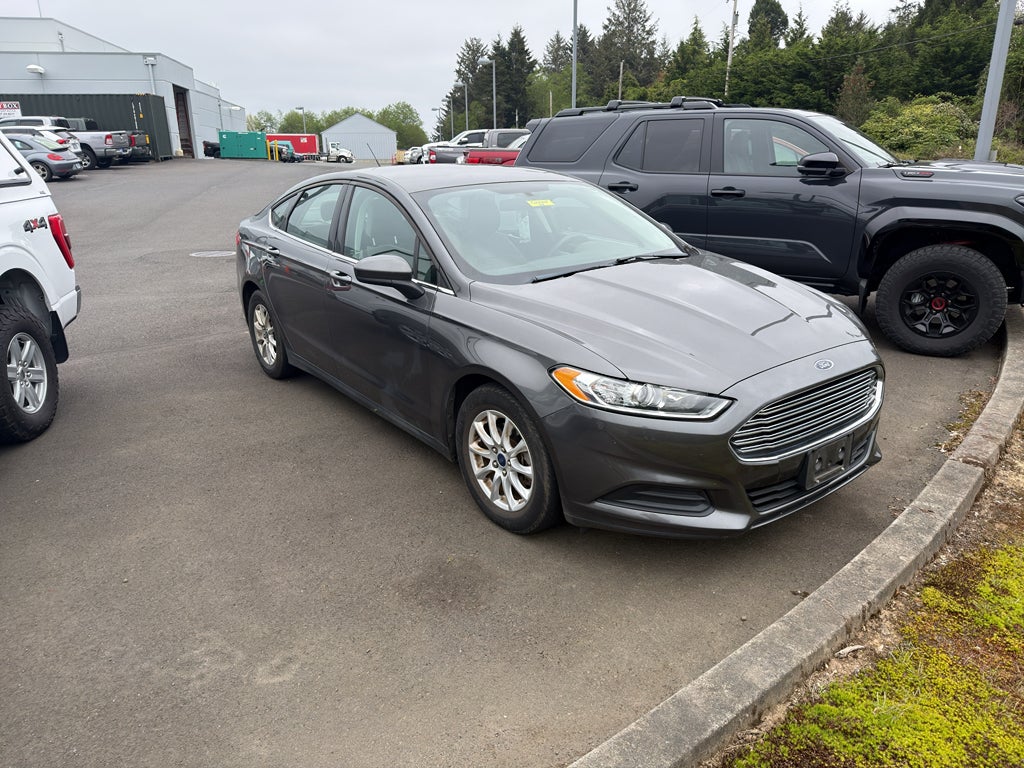 2016 Ford Fusion S