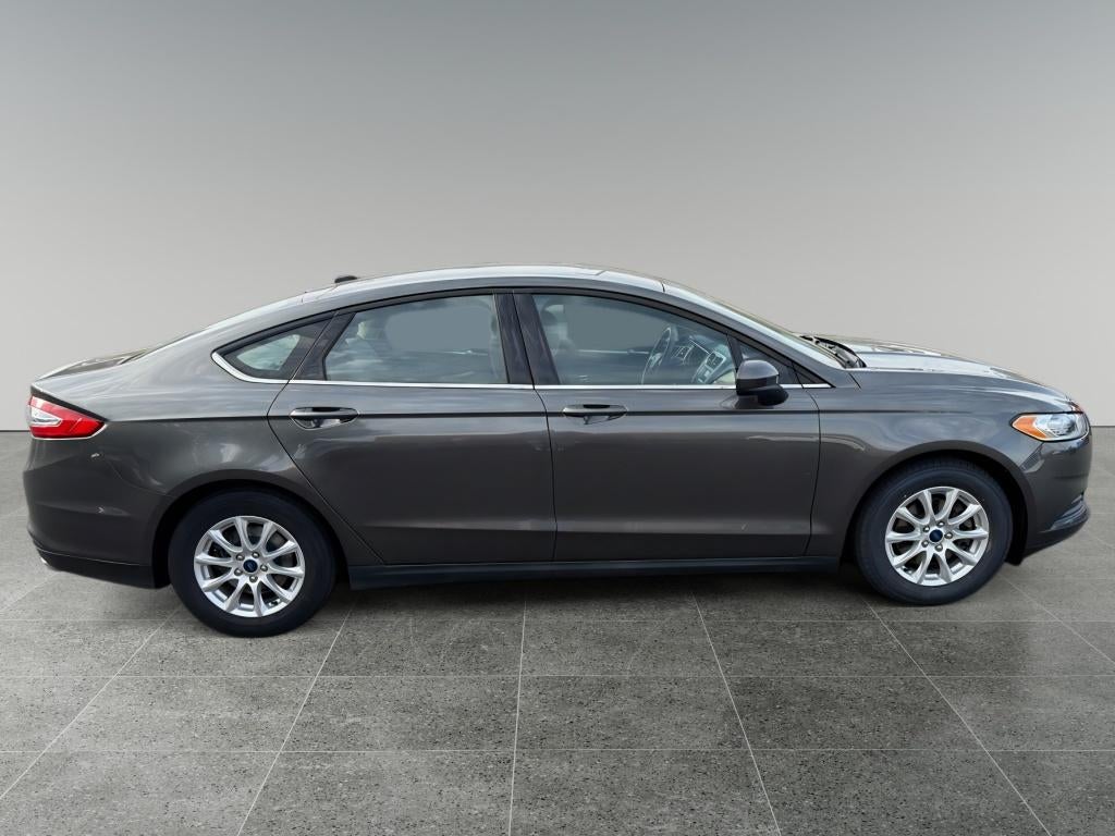 2016 Ford Fusion S