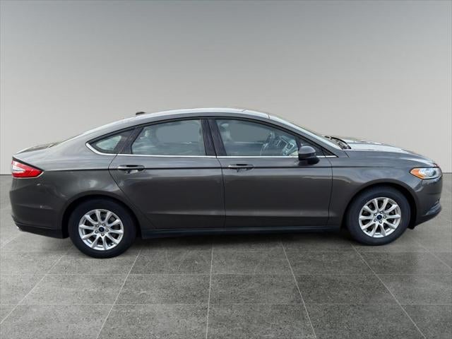 2016 Ford Fusion S