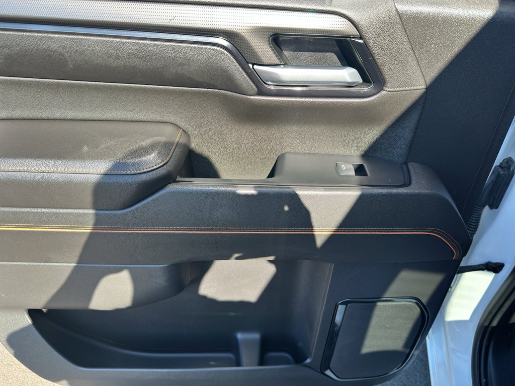 2022 GMC Sierra AT4