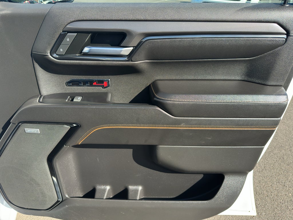 2022 GMC Sierra AT4