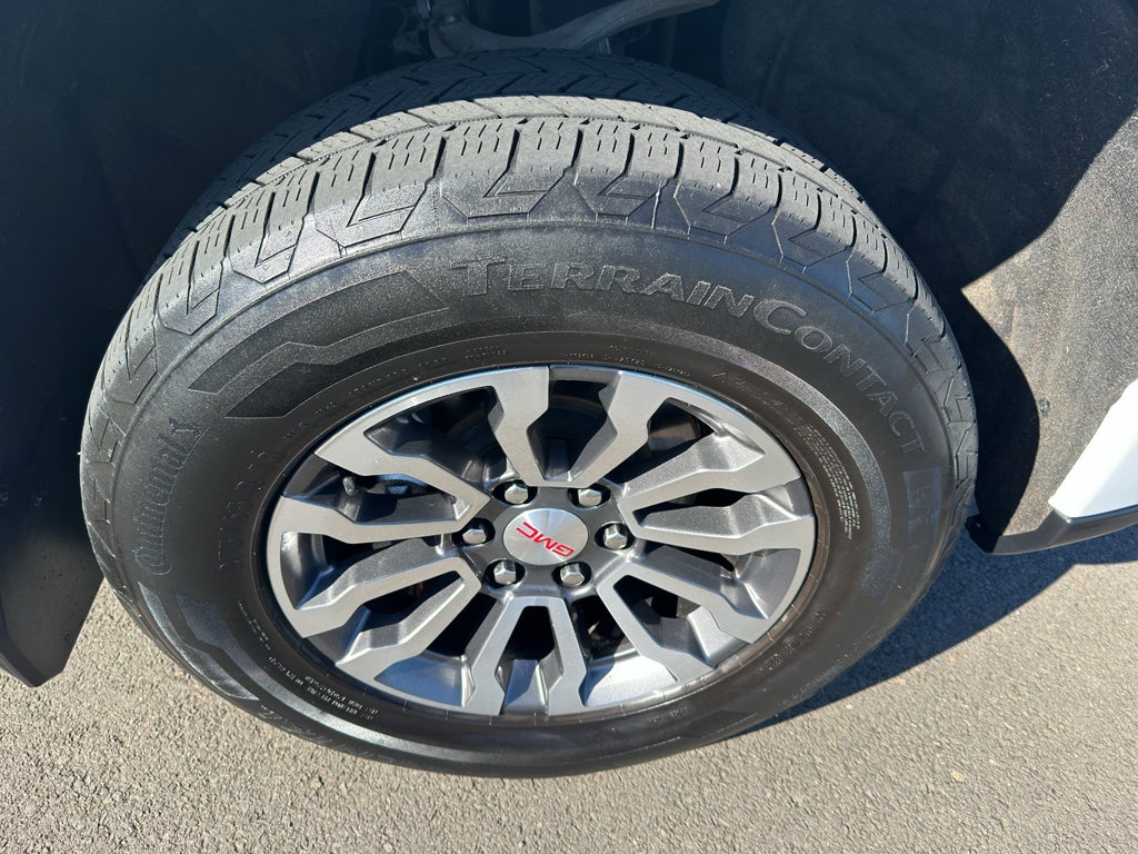 2022 GMC Sierra AT4