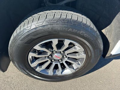 2022 GMC Sierra AT4