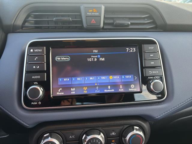 2023 Nissan Versa SV