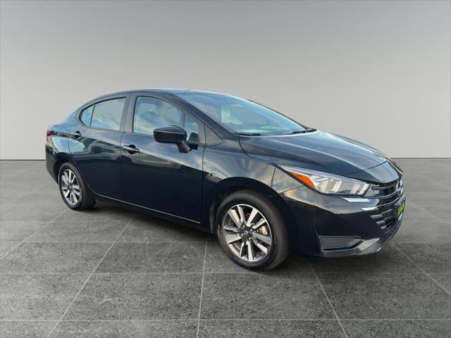 2023 Nissan Versa SV