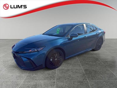 2025 Toyota Camry Hybrid SE