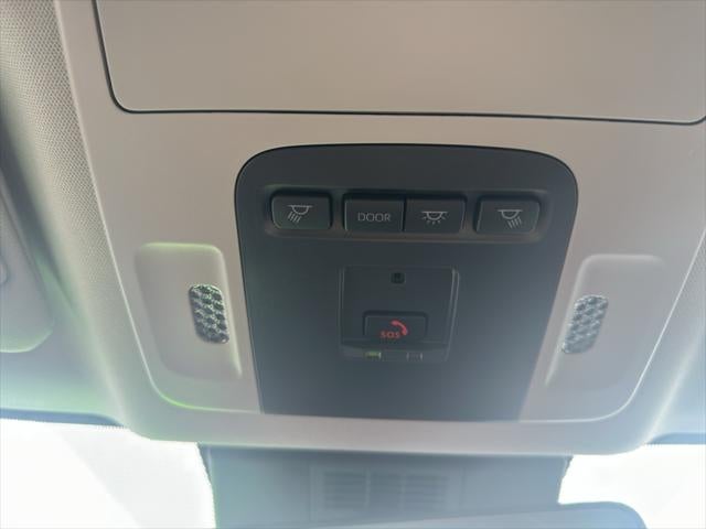 2026 Toyota Camry Hybrid XLE