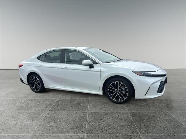 2026 Toyota Camry Hybrid XLE