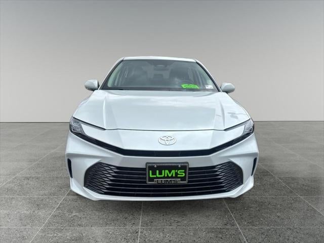 2026 Toyota Camry Hybrid XLE