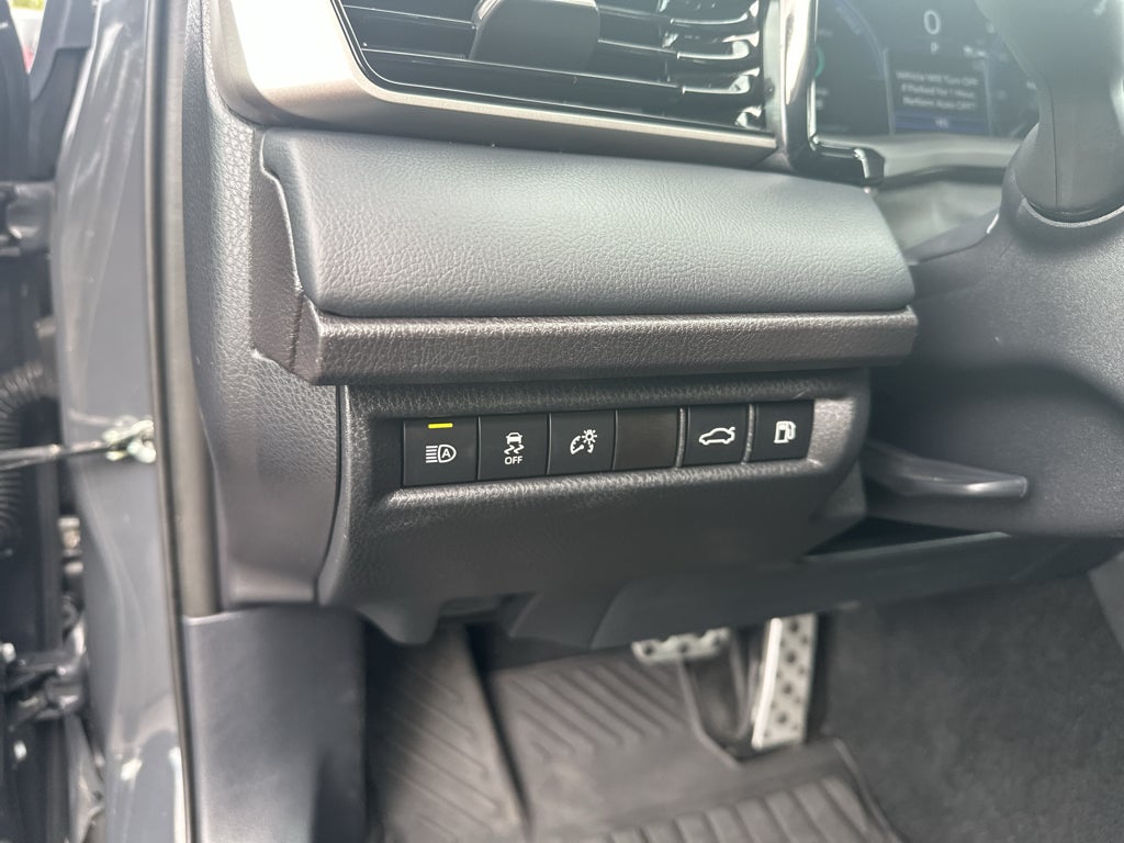 2025 Toyota Camry Hybrid XSE