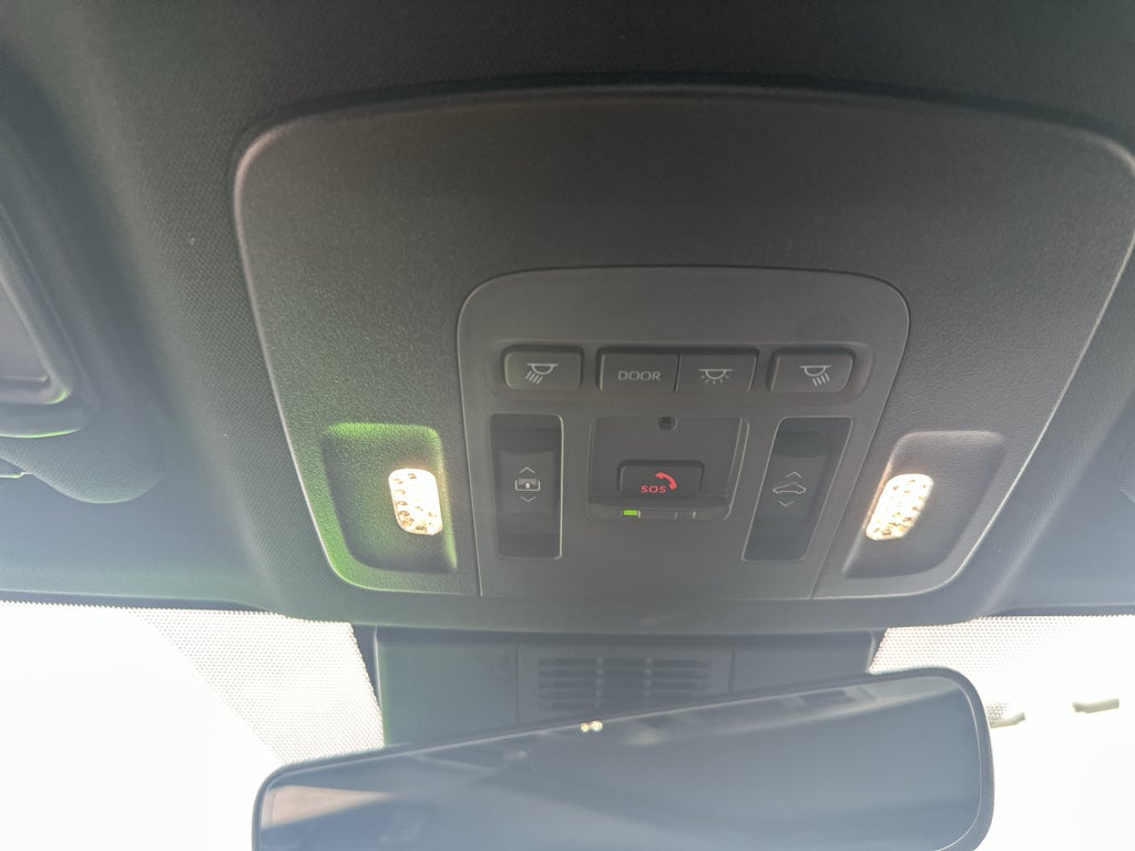 2025 Toyota Camry Hybrid XSE