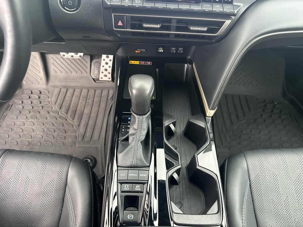 2025 Toyota Camry Hybrid XSE