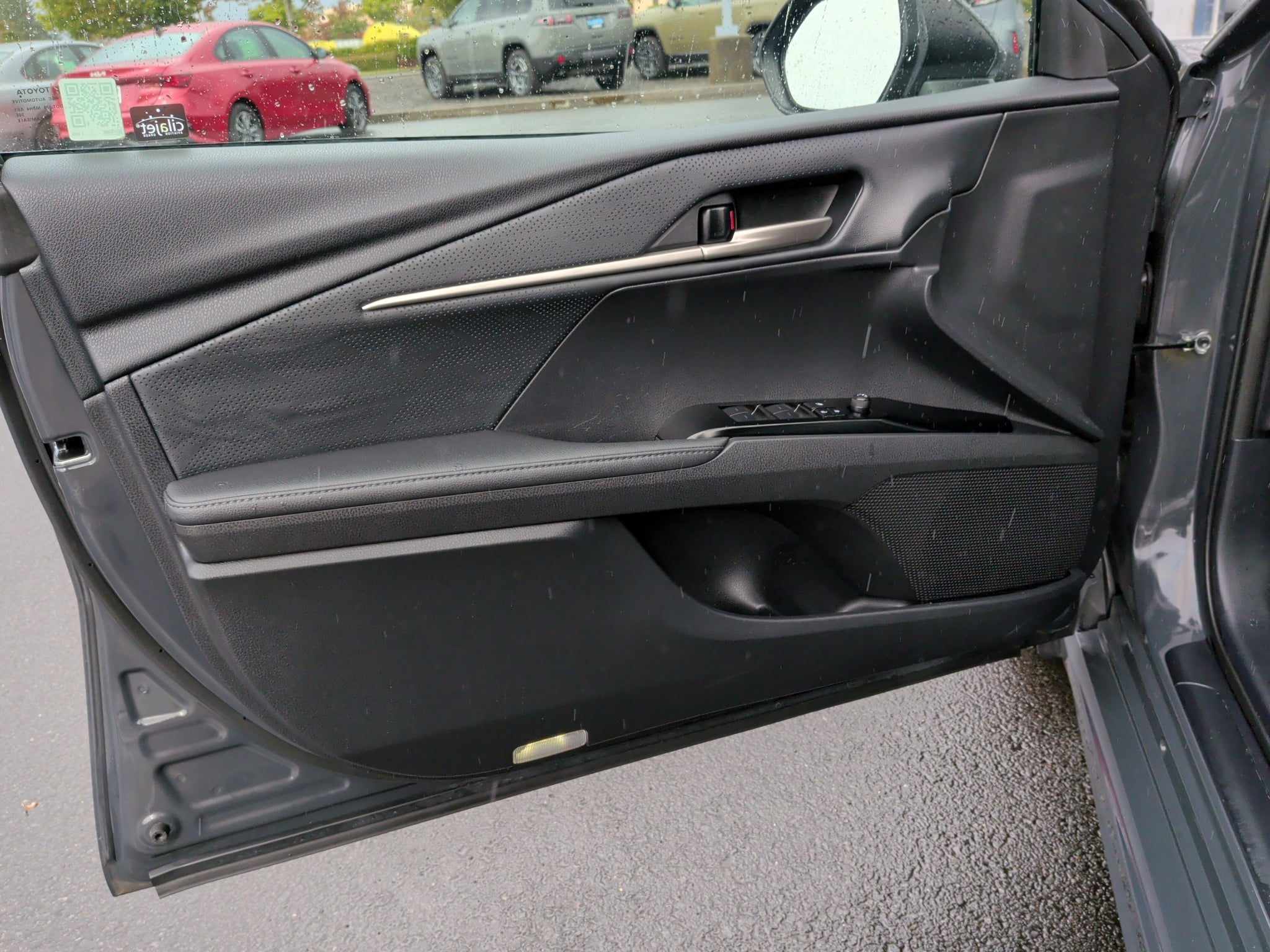 2025 Toyota Camry Hybrid XSE