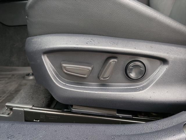 2025 Toyota Camry Hybrid XSE