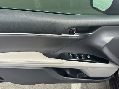 2020 Toyota Camry Hybrid Hybrid XLE