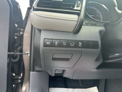 2020 Toyota Camry Hybrid Hybrid XLE