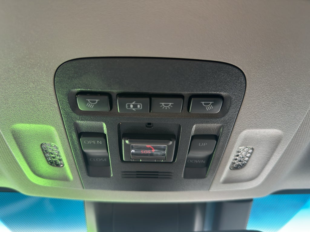 2020 Toyota Camry Hybrid Hybrid XLE
