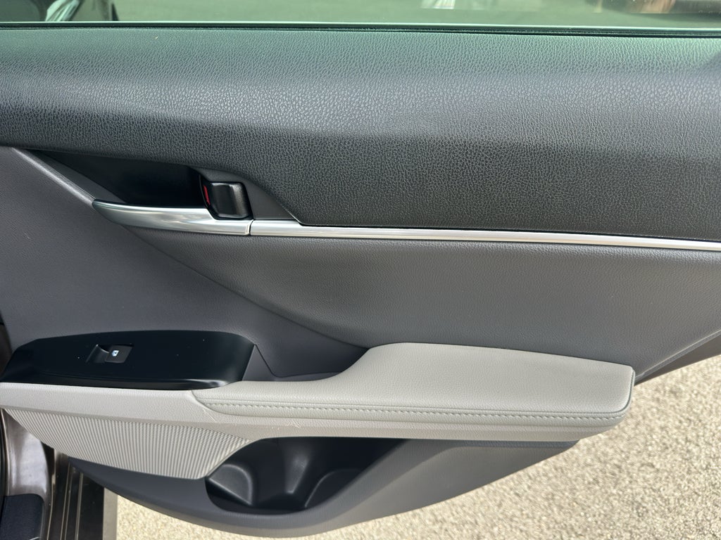 2020 Toyota Camry Hybrid Hybrid XLE