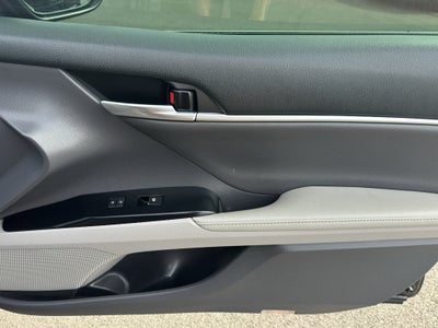 2020 Toyota Camry Hybrid Hybrid XLE