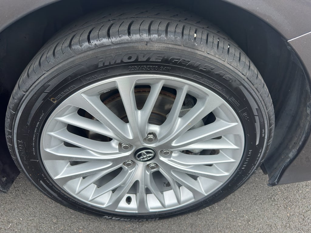 2020 Toyota Camry Hybrid Hybrid XLE