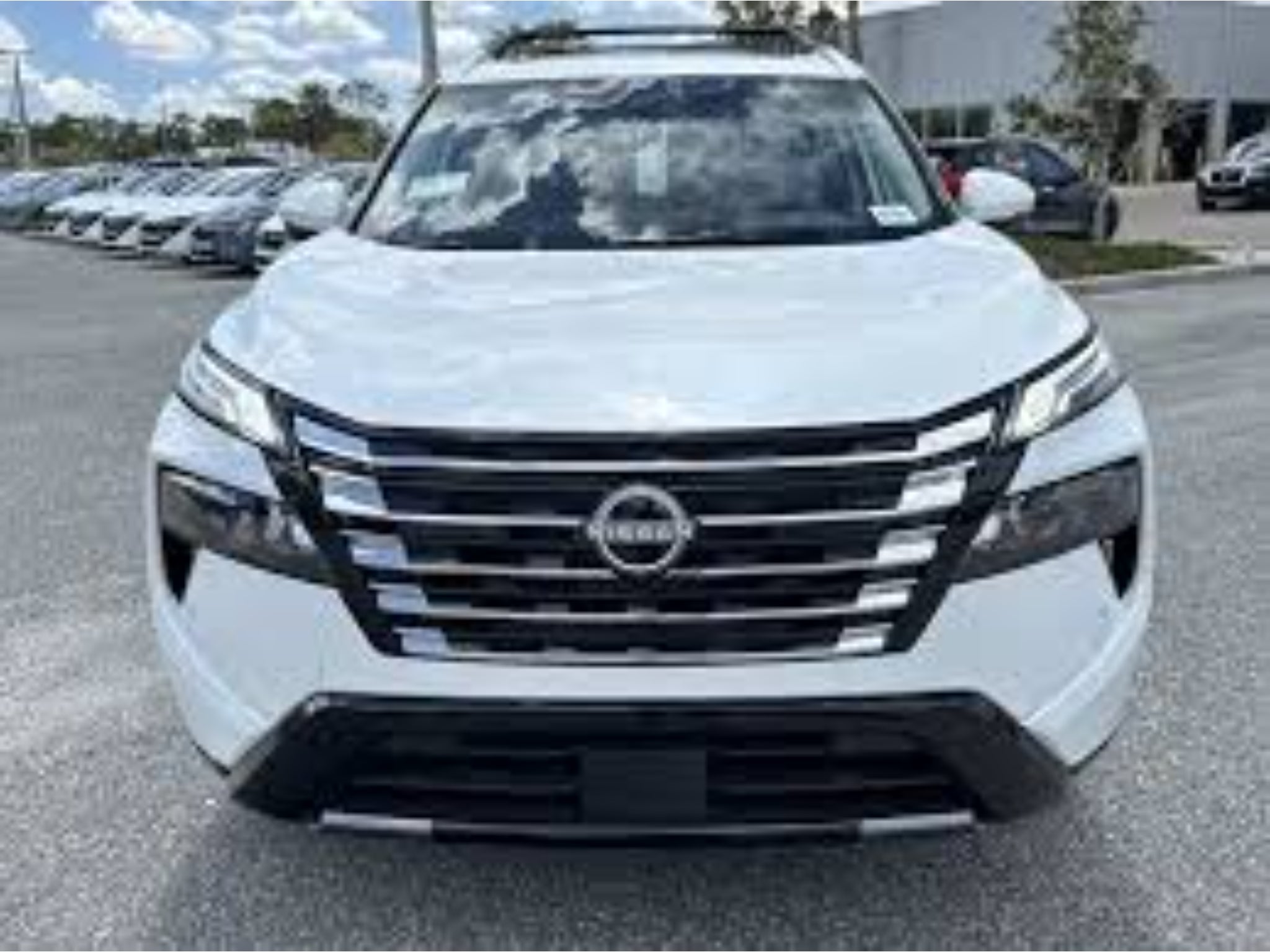 2025 Nissan Rogue SV